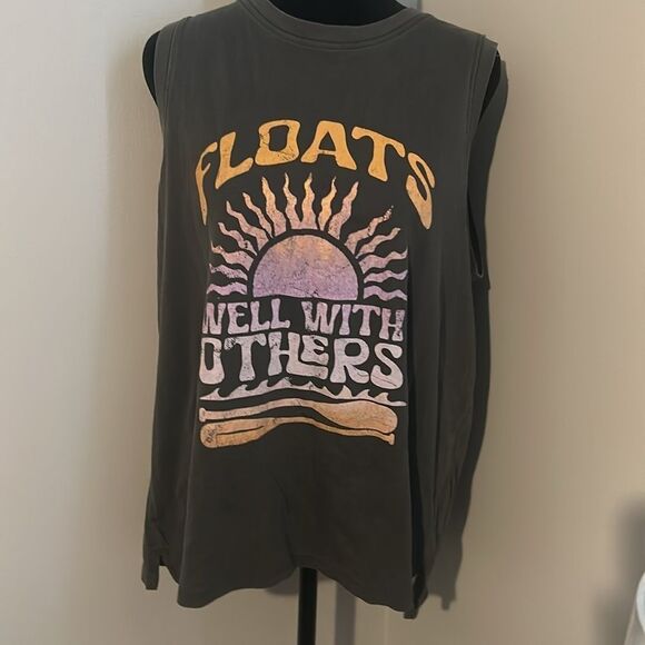 NWT Maurice’s women’s large tank top   D - Picture 3 of 6